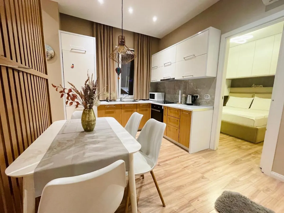 Aj Apartments - Hidden Gem In Front Of Taiwan Center Tiran