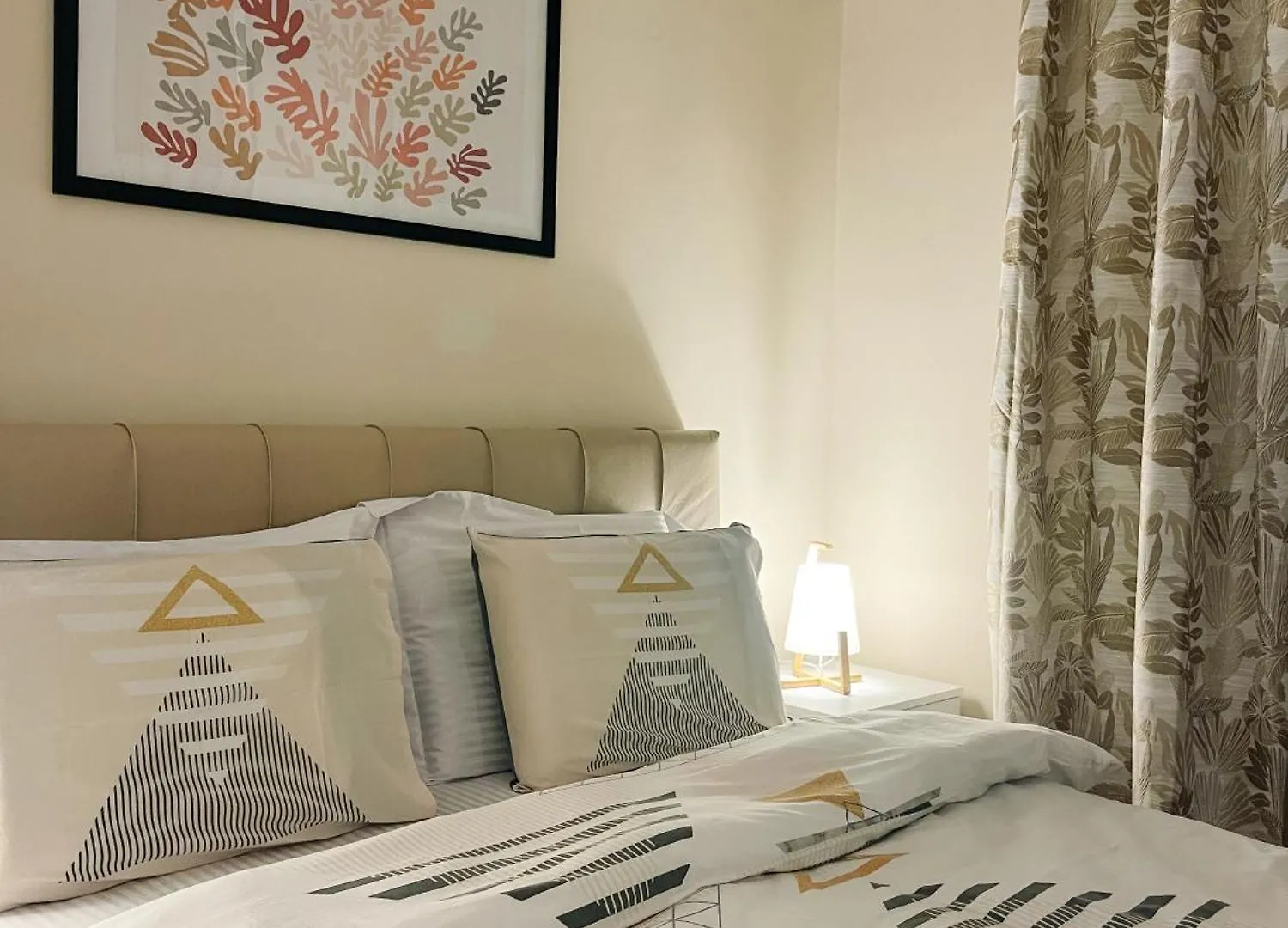 Aj Apartments - Hidden Gem In Front Of Taiwan Center Tiran 0*,